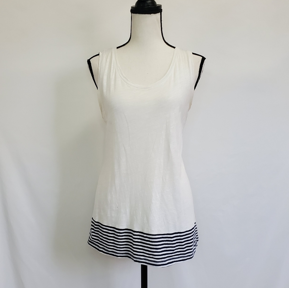 Kim Rogers Striped Hem Round Neck Sleeveless Top